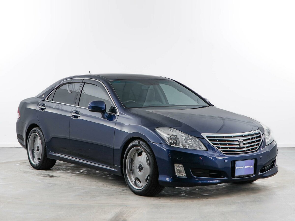 Toyota Crown XIII (S200), 2008