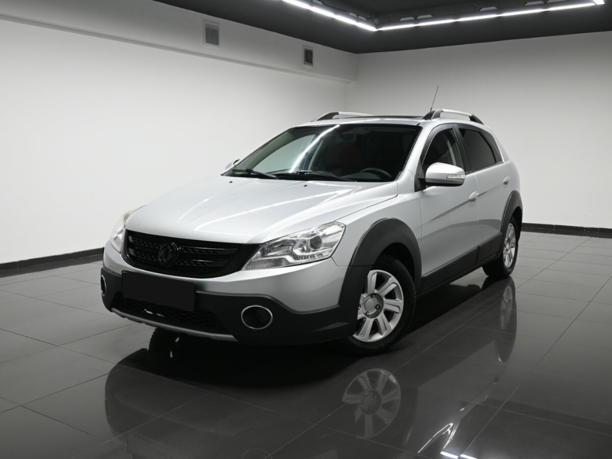 Dongfeng H30 Cross, 2015
