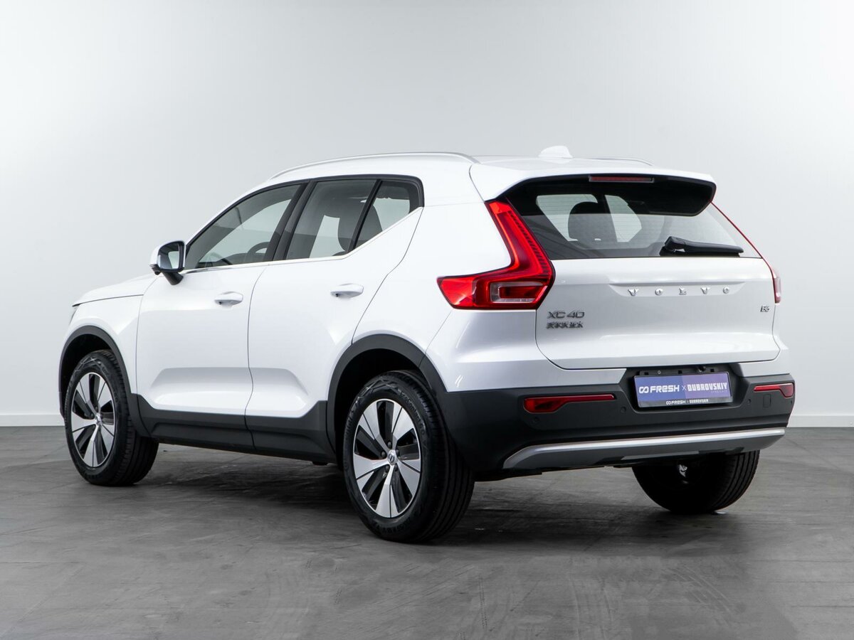 Volvo XC40 I Рестайлинг, 2024