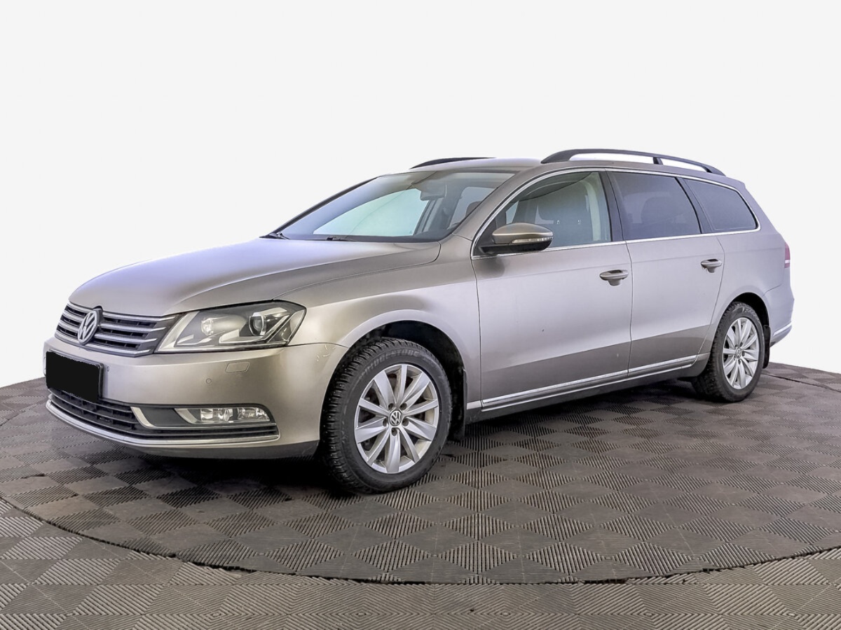 Volkswagen Passat B7, 2013