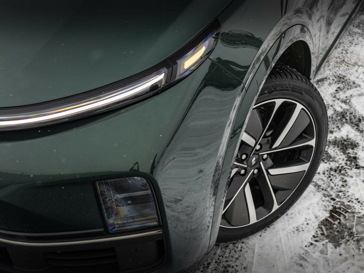 Li Auto (Lixiang) L9 44.5 kWh I, 2023