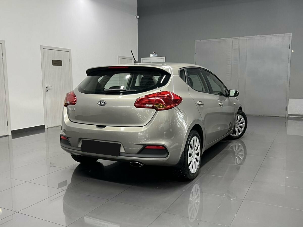 Kia Ceed II, 2014